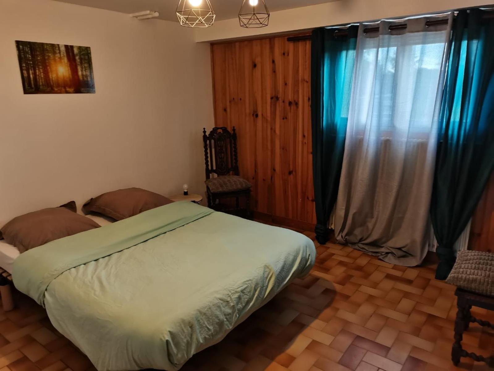 Апартаменты Mon Petit Studio Монморийон Экстерьер фото